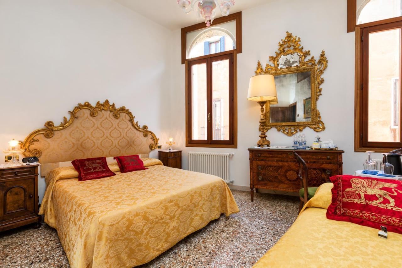 Luxury Venetian Rooms Luaran gambar