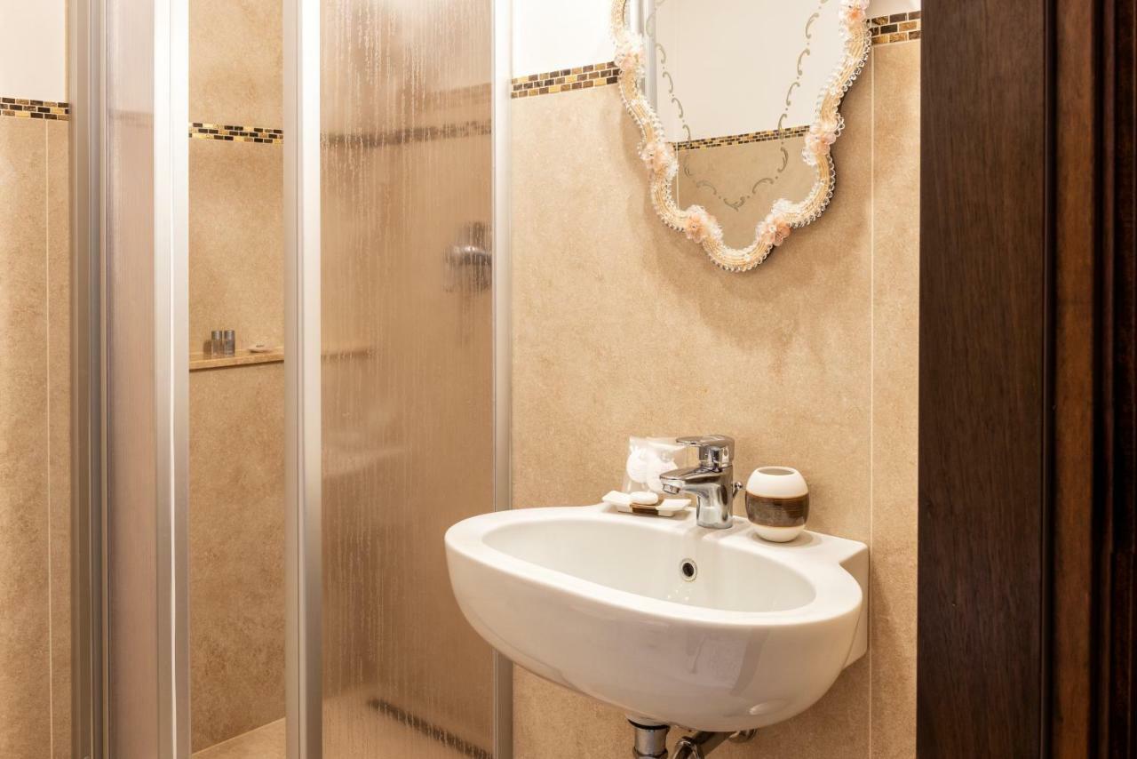 Luxury Venetian Rooms Luaran gambar