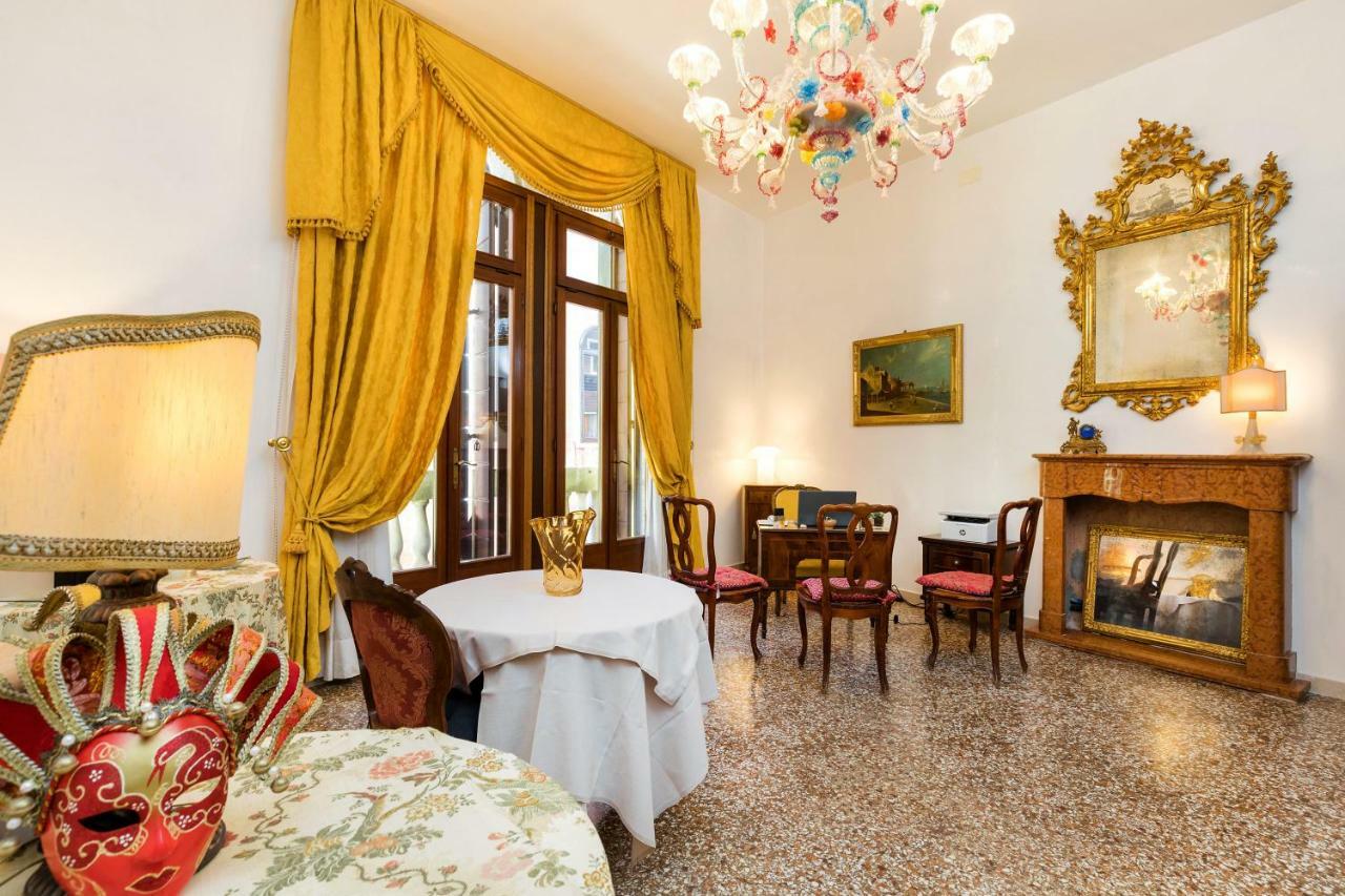 Luxury Venetian Rooms Luaran gambar
